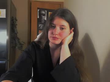 nikikiwi chaturbate live cam model