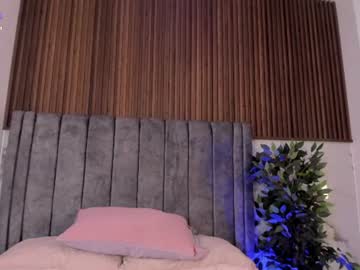 ninalune chaturbate live cam model