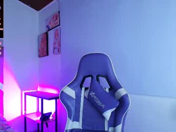 nya_white live cam
