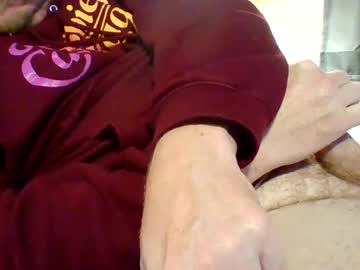 obedient9402 live cam