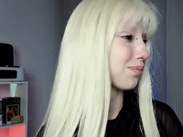 yukimisa chaturbate live cam model