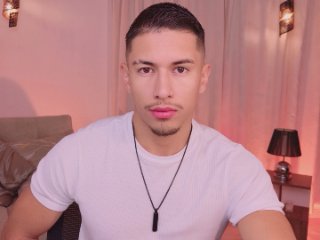 AaronFox69 streamate live cam model