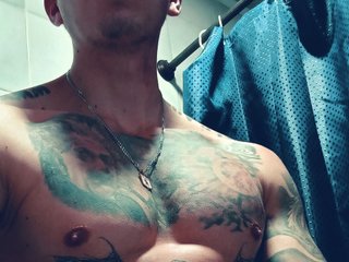 Adam_tattoo streamate live cam model