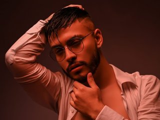 Aiden_Gray streamate live cam model