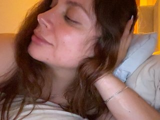 AlinaSotto streamate live cam model