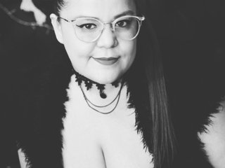 AmatistaDark streamate live cam model