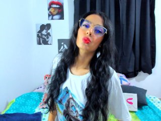 Anais_Hills live cam