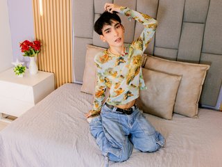 Andy_Vergara streamate live cam model