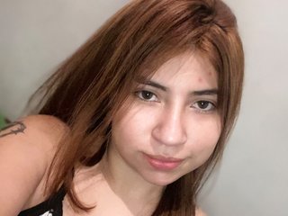 AnieBriar streamate live cam model
