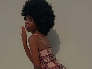 Aria_kai streamate live cam model