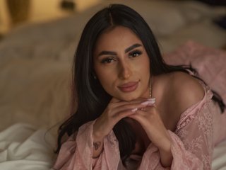 AvaLyynn streamate live cam model