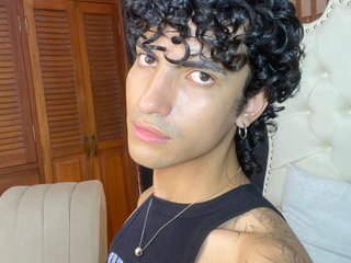 AxelRush streamate live cam model