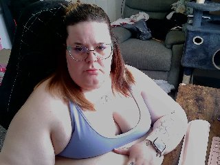 BBWQUEENIE streamate live cam model