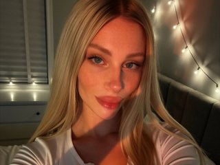 BarbieKara streamate live cam model