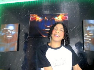 BrittanyQueen streamate live cam model