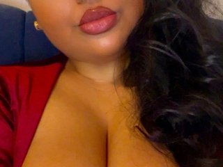 BrownSkinBBW streamate live cam model
