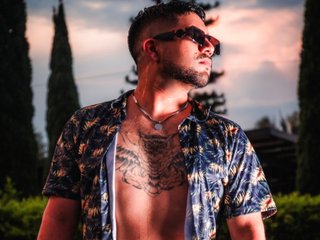 BruceMendez streamate live cam model