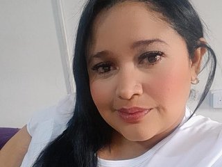 Bustyyjuicy_Rx streamate live cam model