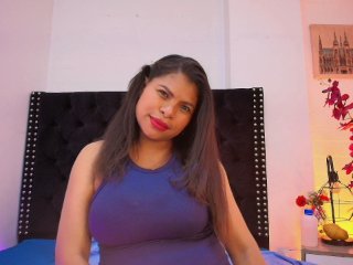 CamiilaReyes streamate live cam model