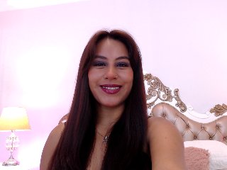 CarlaDeSanta streamate live cam model