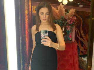 CarlyCo32 streamate live cam model