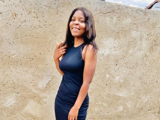 Chanty77 streamate live cam model