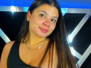 ChloeRosell streamate live cam model