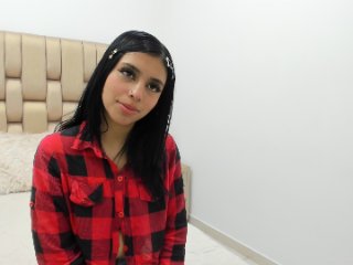 Cloohee streamate live cam model