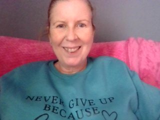 Curlyblonde22 streamate live cam model