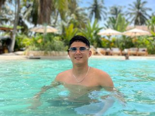 DANNYYHOT streamate live cam model