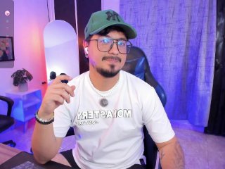 DavidEvans streamate live cam model