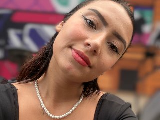 DenniseHilton streamate live cam model