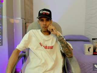 Derry_Meyerss69 streamate live cam model
