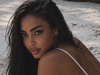 DesareeMariaBabestation streamate live cam model