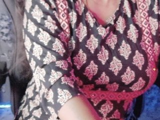 Diksha streamate live cam model