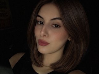 DirtyDivaX live cam