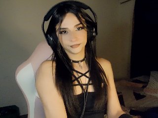 Dollbehaviorx streamate live cam model