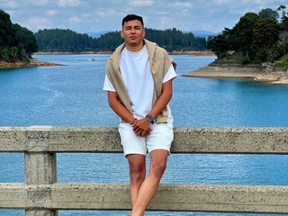 DylanMikelangel streamate live cam model