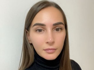 ELIYSSAxo streamate live cam model