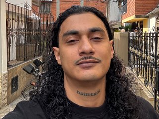 Eduargomez streamate live cam model