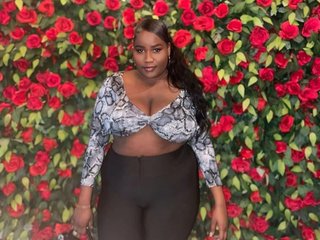 EmmyyCastell streamate live cam model