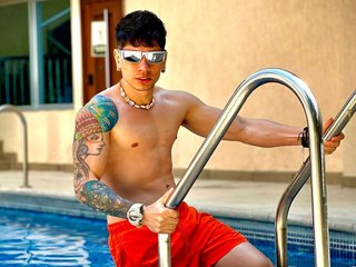 Filoufitt streamate live cam model