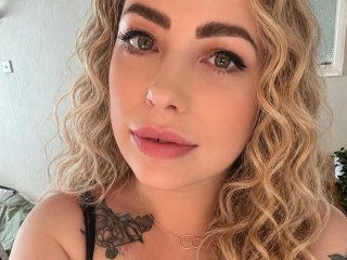 FrankiiRayeXXXX streamate live cam model