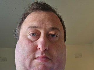 Friend202030 streamate live cam model