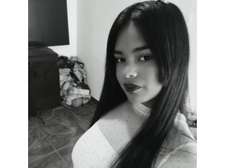 Gemma_fezz streamate live cam model