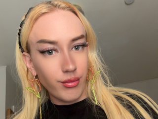 Halovalentine streamate live cam model