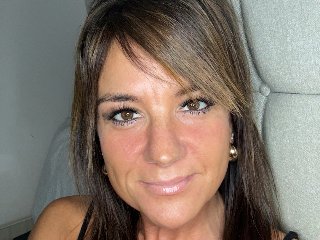 Hannax_x streamate live cam model