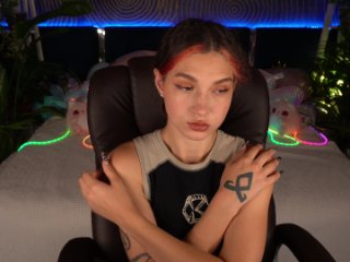 HappyFlowerr streamate live cam model