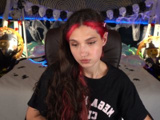 HappyFlowerrr streamate live cam model