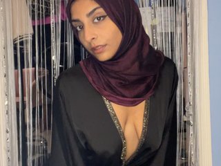 HeavensBunny streamate live cam model